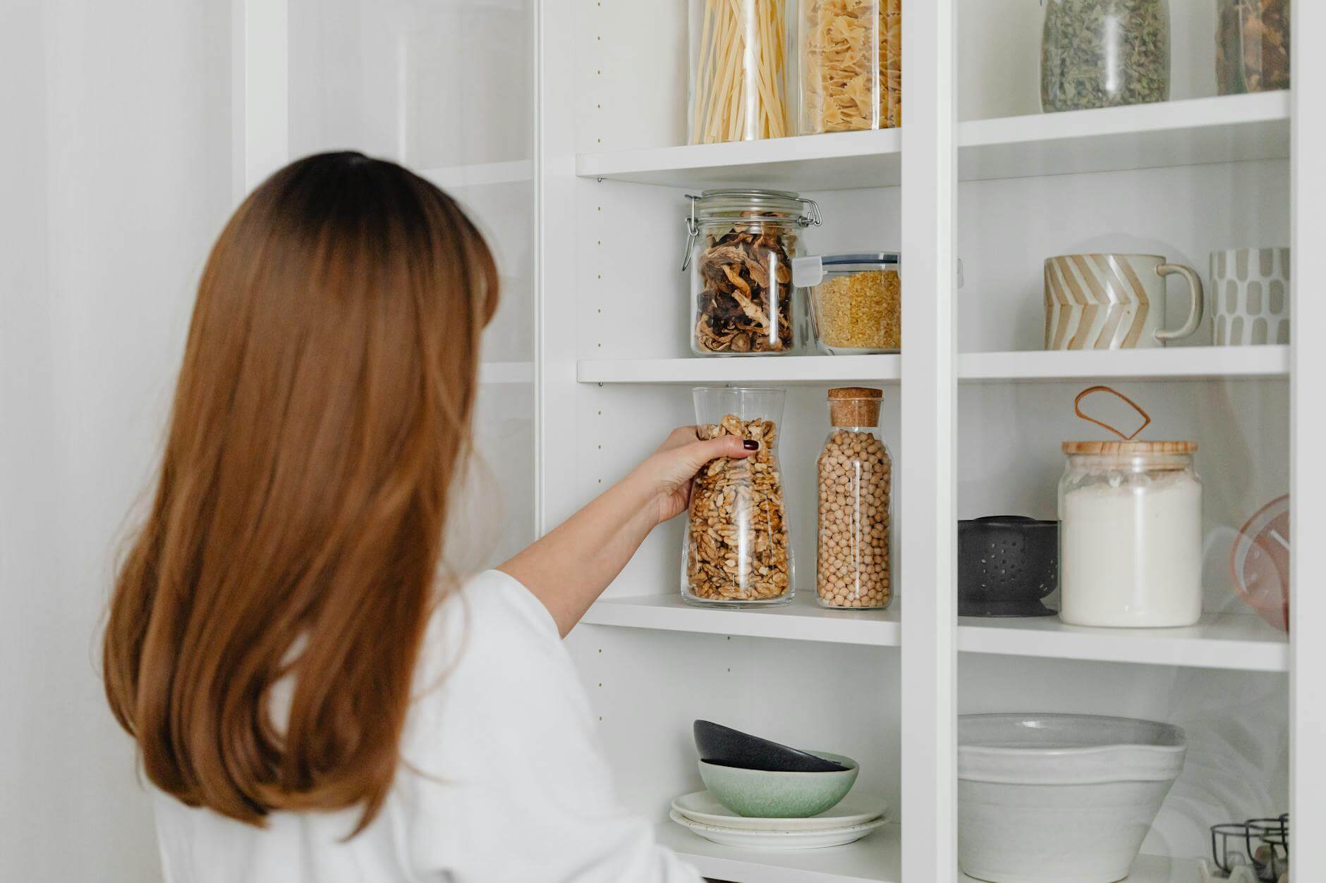 Organização de Armário de Cozinha
